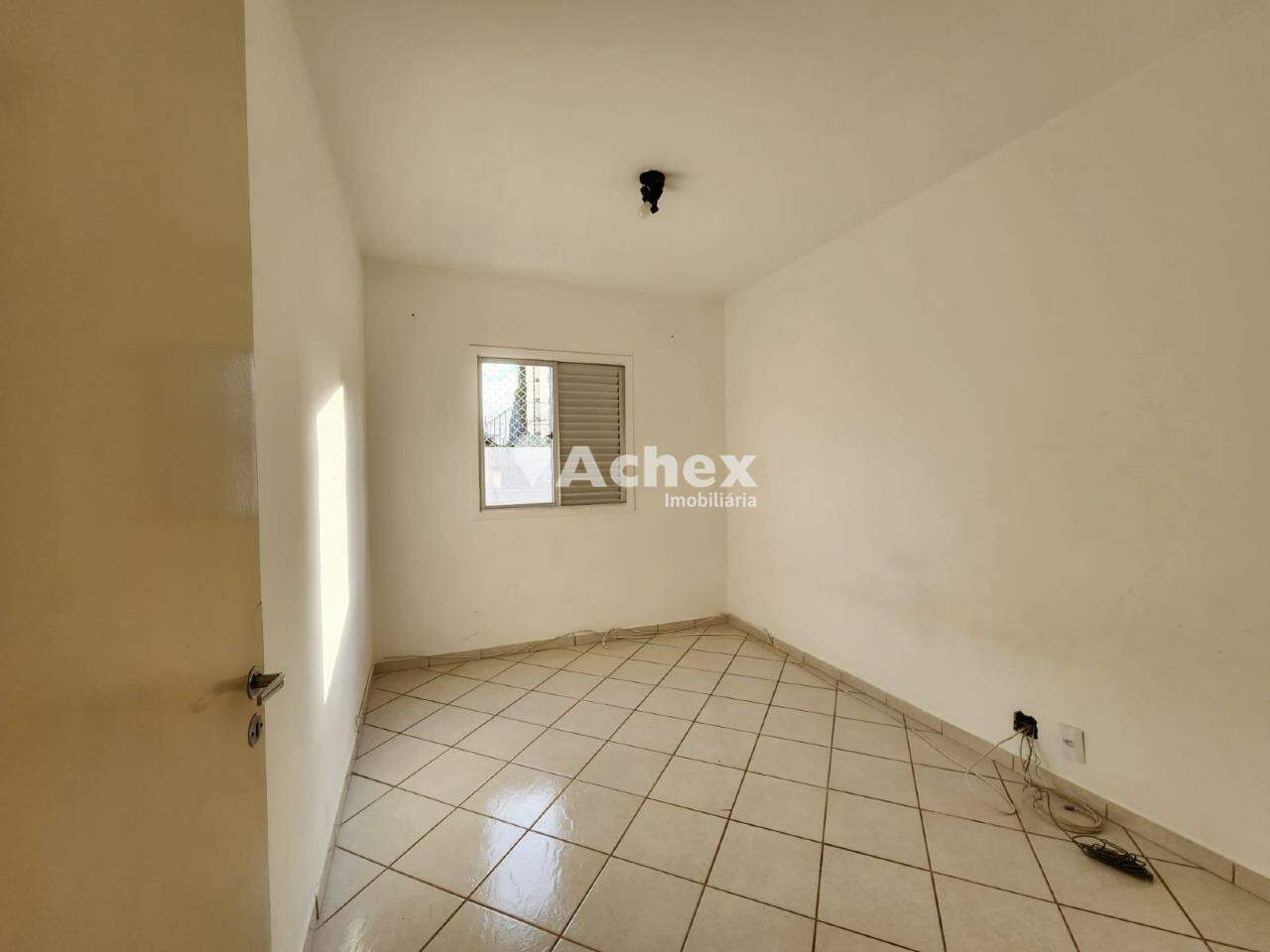 Apartamento à venda com 2 quartos, 65m² - Foto 3