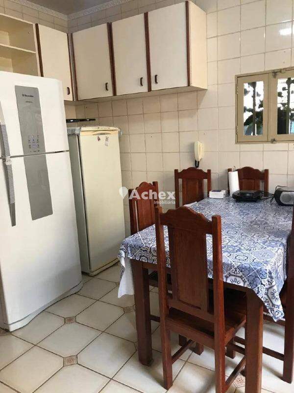 Casa à venda com 3 quartos, 150m² - Foto 8