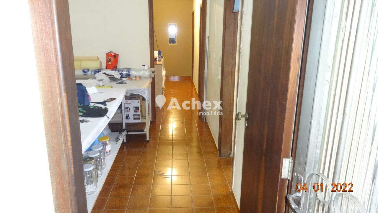 Casa à venda com 3 quartos, 230m² - Foto 12