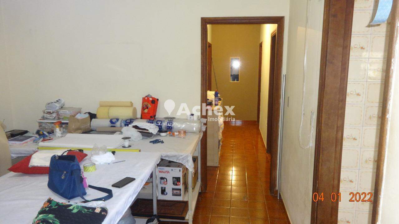 Casa à venda com 3 quartos, 230m² - Foto 17