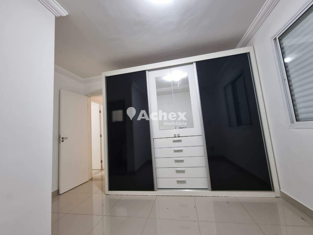 Apartamento para alugar com 3 quartos, 76m² - Foto 4