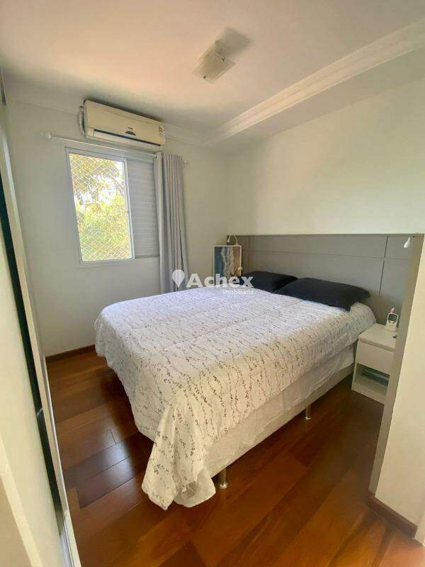 Apartamento à venda com 3 quartos, 76m² - Foto 12