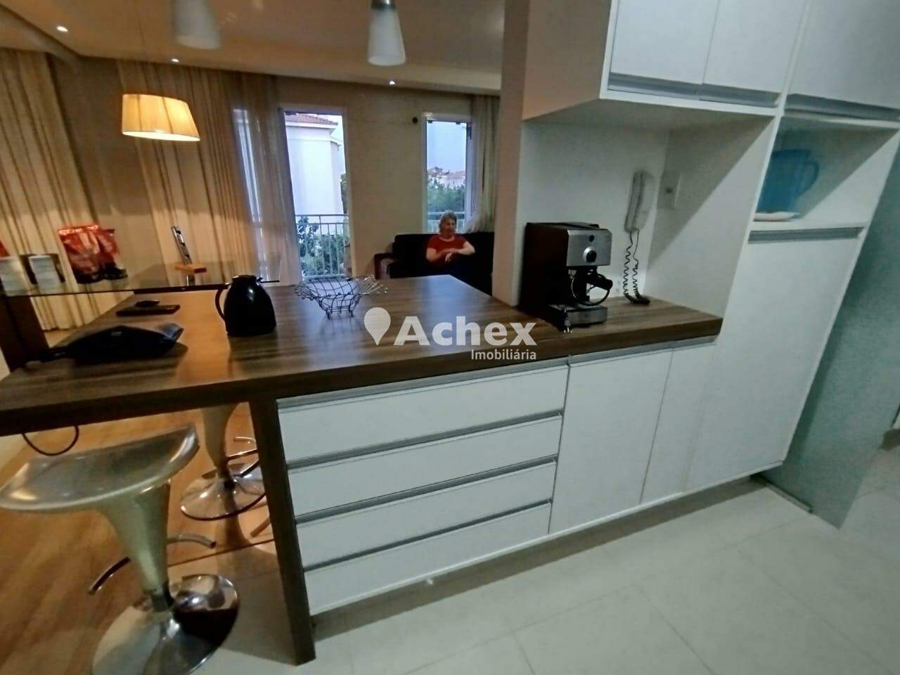 Apartamento à venda com 3 quartos, 76m² - Foto 1