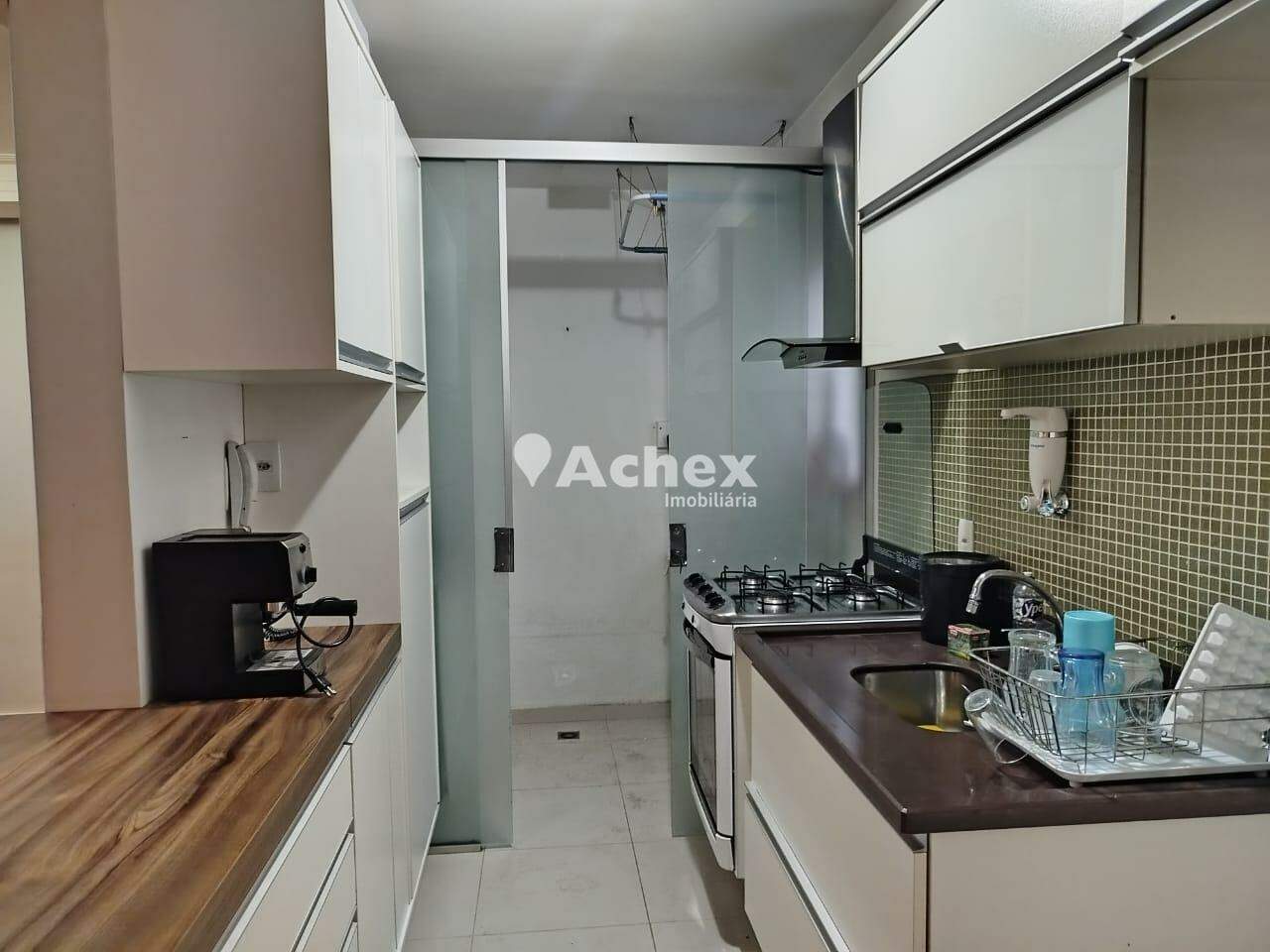 Apartamento à venda com 3 quartos, 76m² - Foto 2