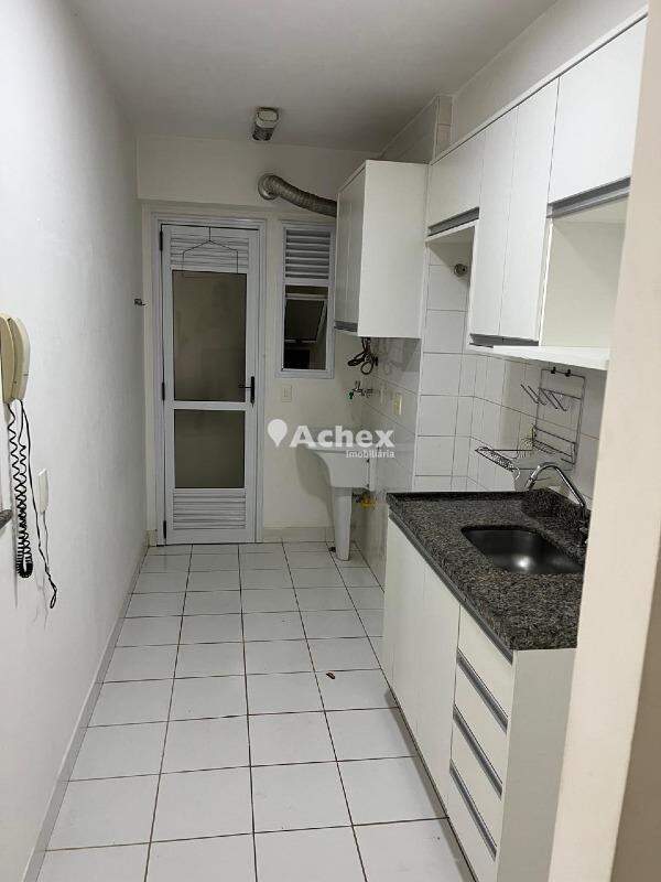 Apartamento para alugar com 2 quartos, 66m² - Foto 10