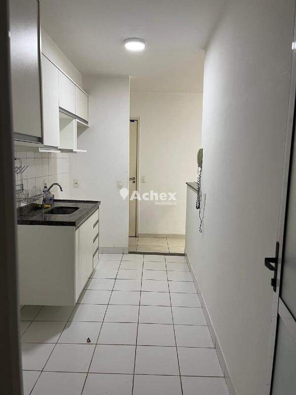 Apartamento para alugar com 2 quartos, 66m² - Foto 12