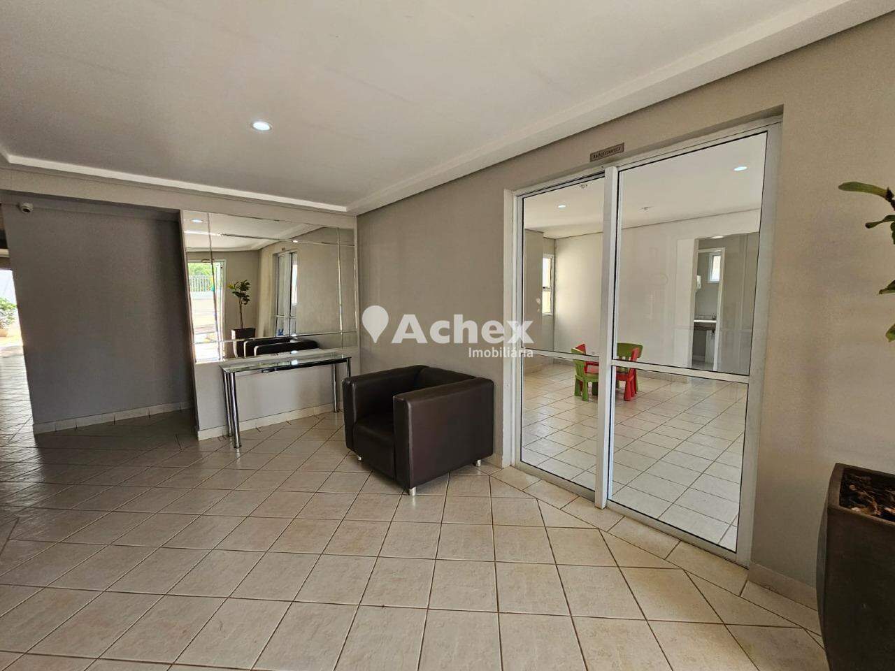 Apartamento para alugar com 2 quartos, 66m² - Foto 15