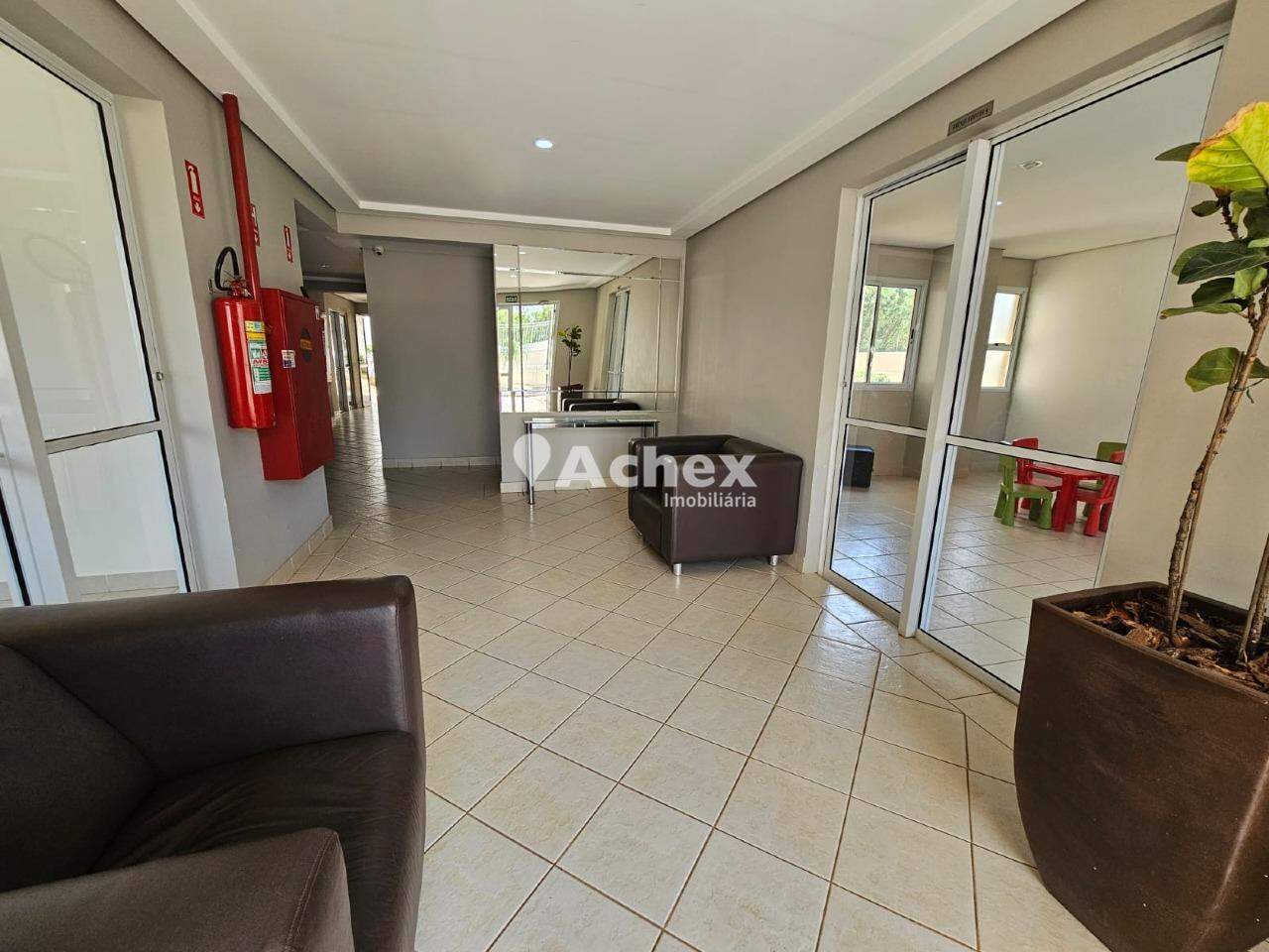 Apartamento para alugar com 2 quartos, 66m² - Foto 17