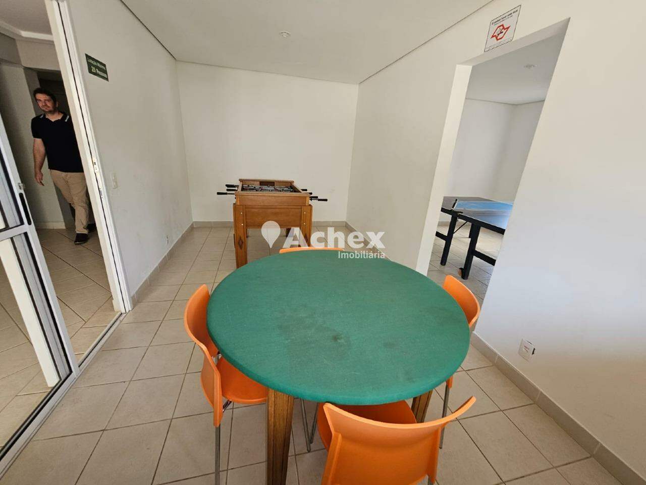 Apartamento para alugar com 2 quartos, 66m² - Foto 20