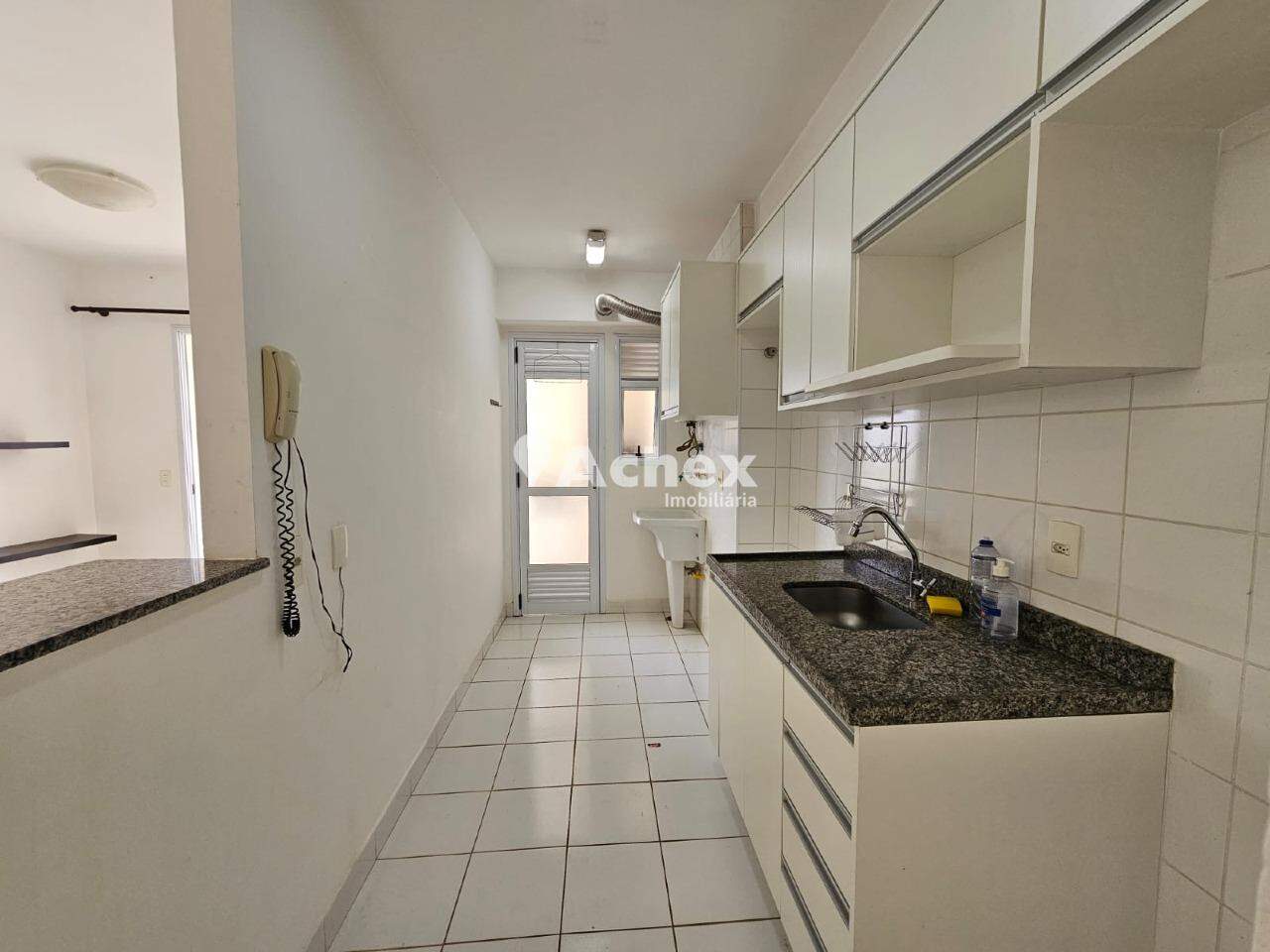 Apartamento para alugar com 2 quartos, 66m² - Foto 6