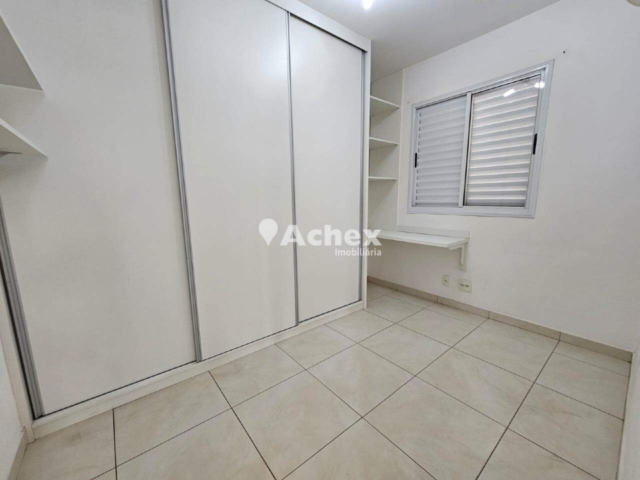 Apartamento para alugar com 2 quartos, 66m² - Foto 11