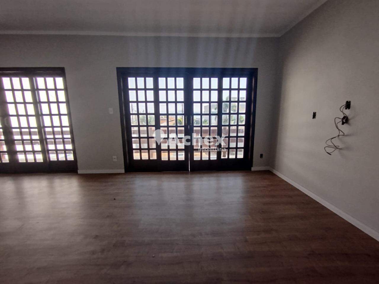 Casa à venda com 3 quartos, 281m² - Foto 13