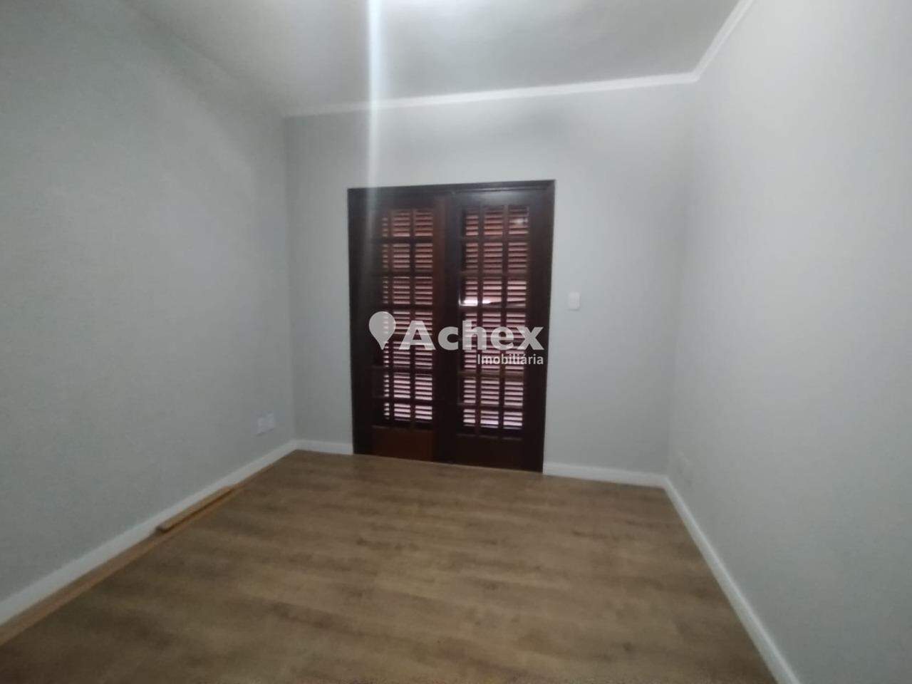 Casa à venda com 3 quartos, 281m² - Foto 5