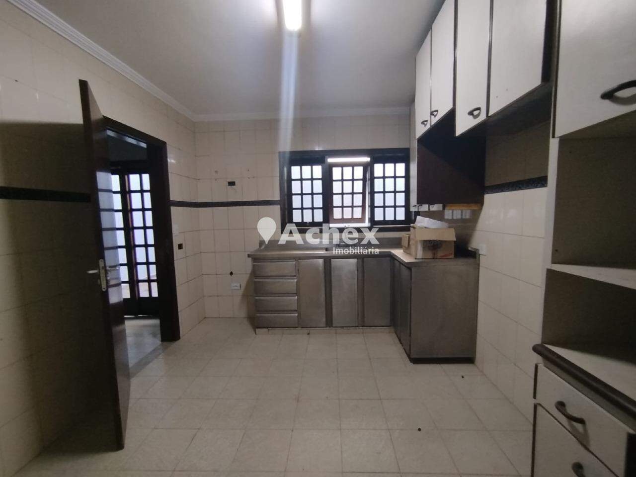 Casa à venda com 3 quartos, 281m² - Foto 23