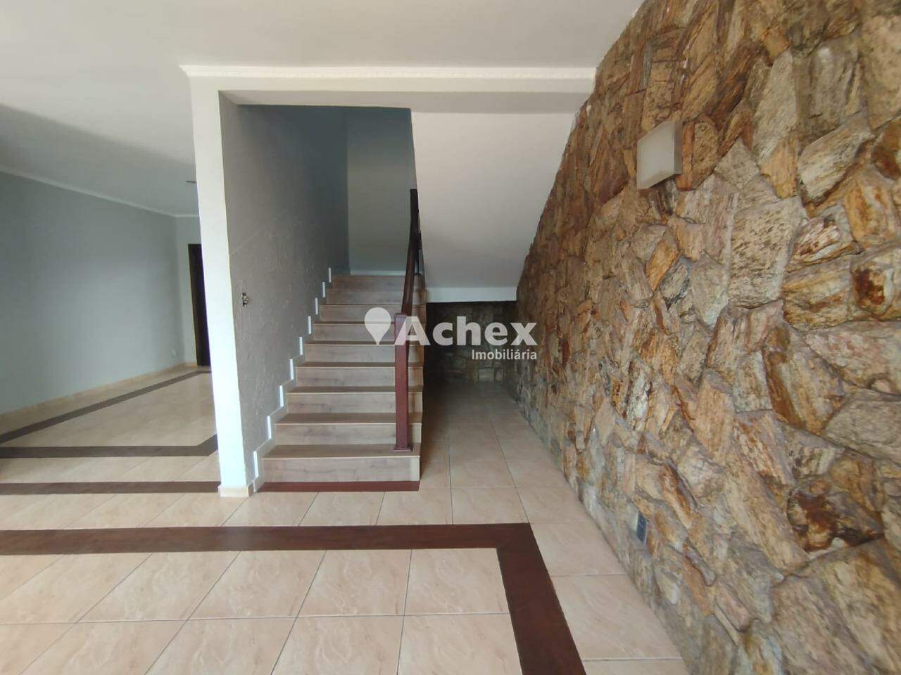 Casa à venda com 3 quartos, 281m² - Foto 18