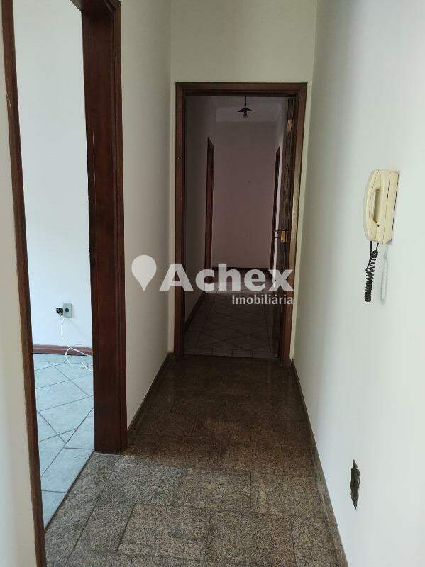 Casa à venda com 4 quartos, 210m² - Foto 11