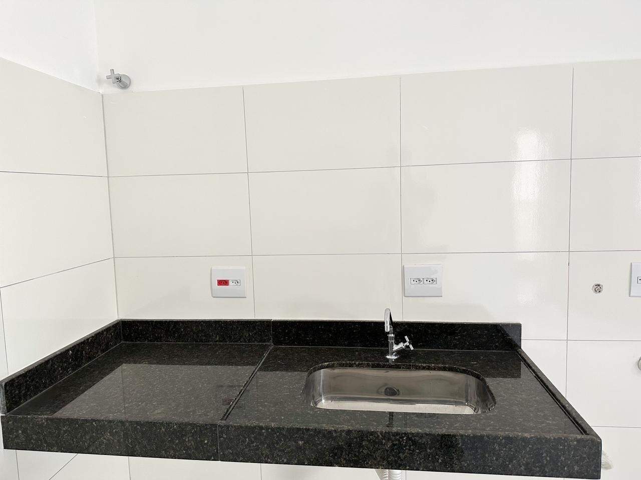 Kitnet para aluguel no Barro Preto: 