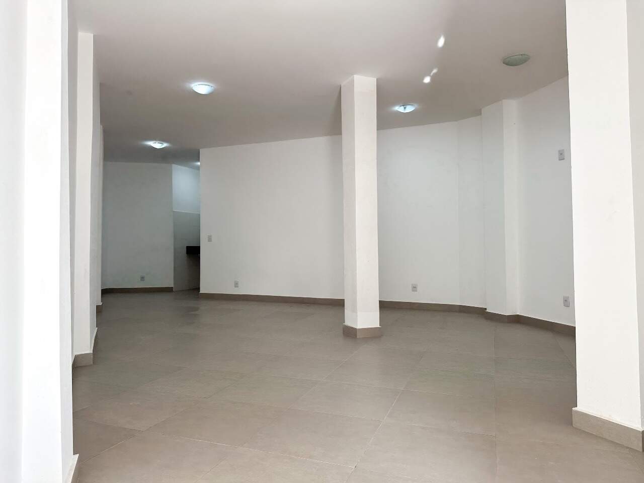 Loja para aluguel no Barro Preto: 