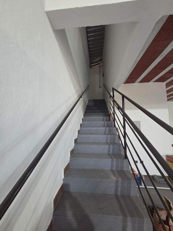 Loja para aluguel no Zacarias: 