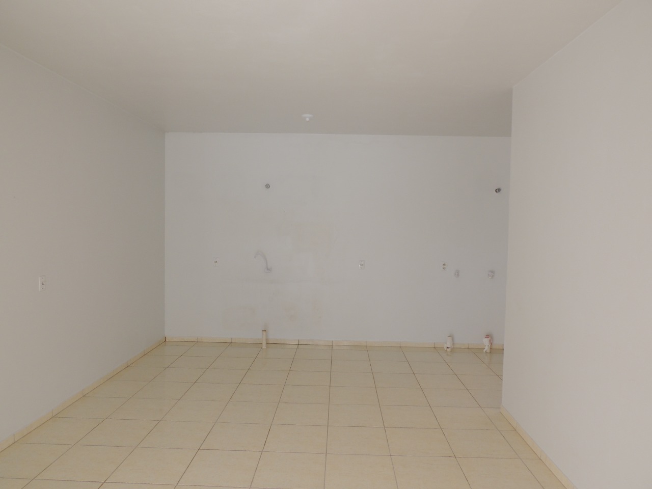 Casa para aluguel no Lago: 