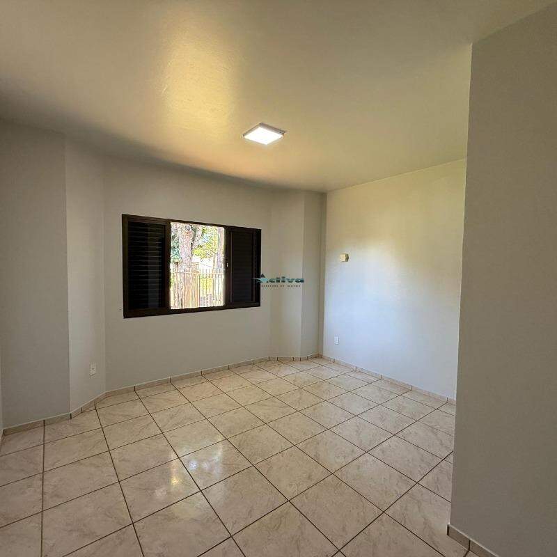 Casa à venda no Espigão: 