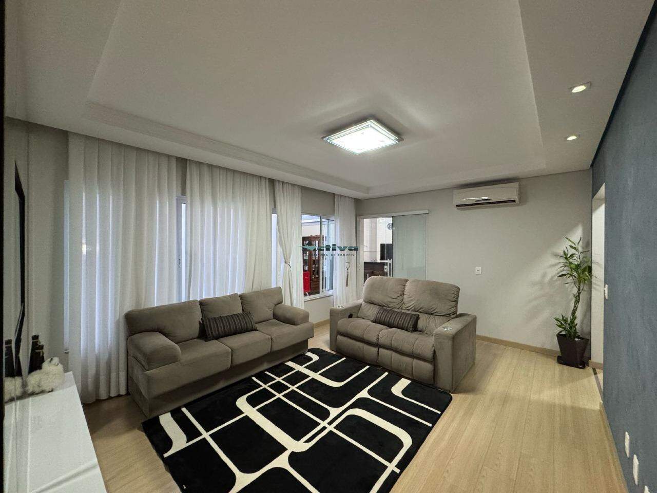 Casa à venda no Parque Ecológico: 