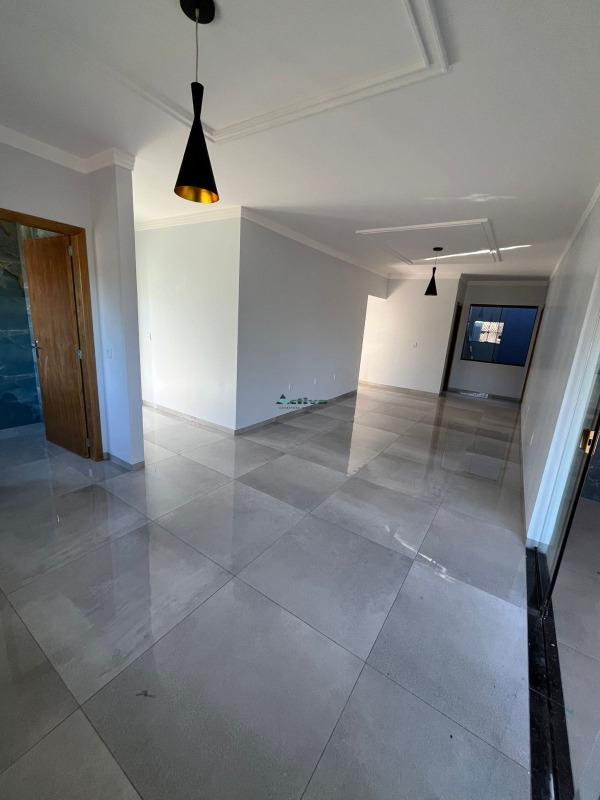 Casa à venda no Espigão: 