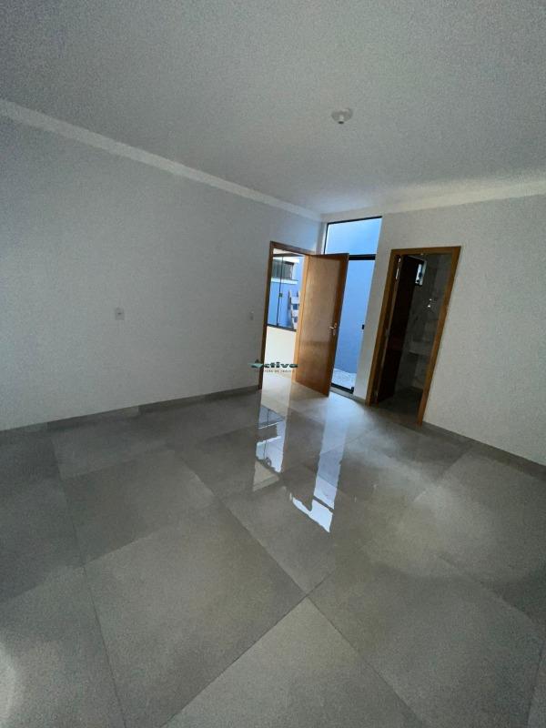 Casa à venda no Espigão: 