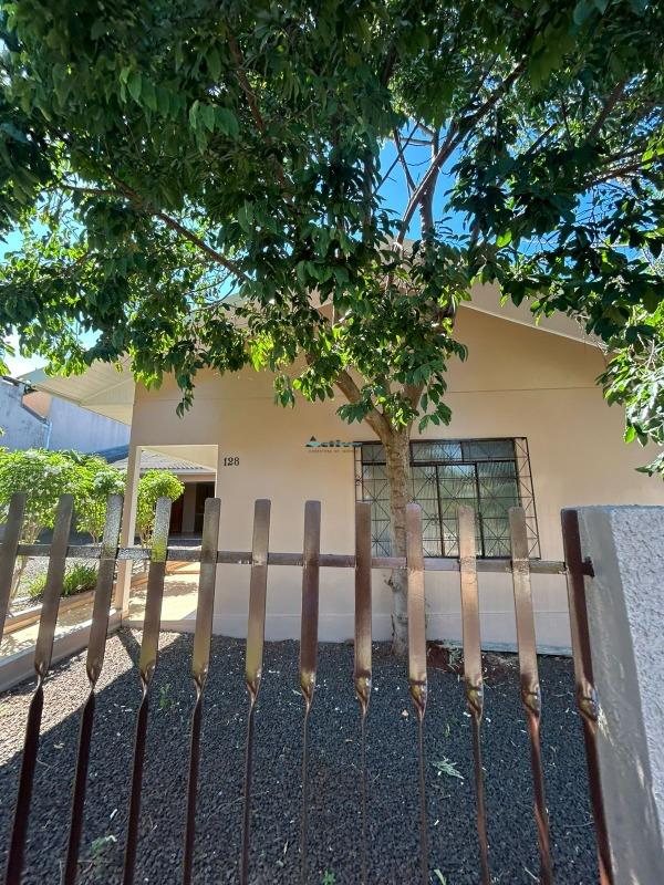 Casa para aluguel no Centro: 