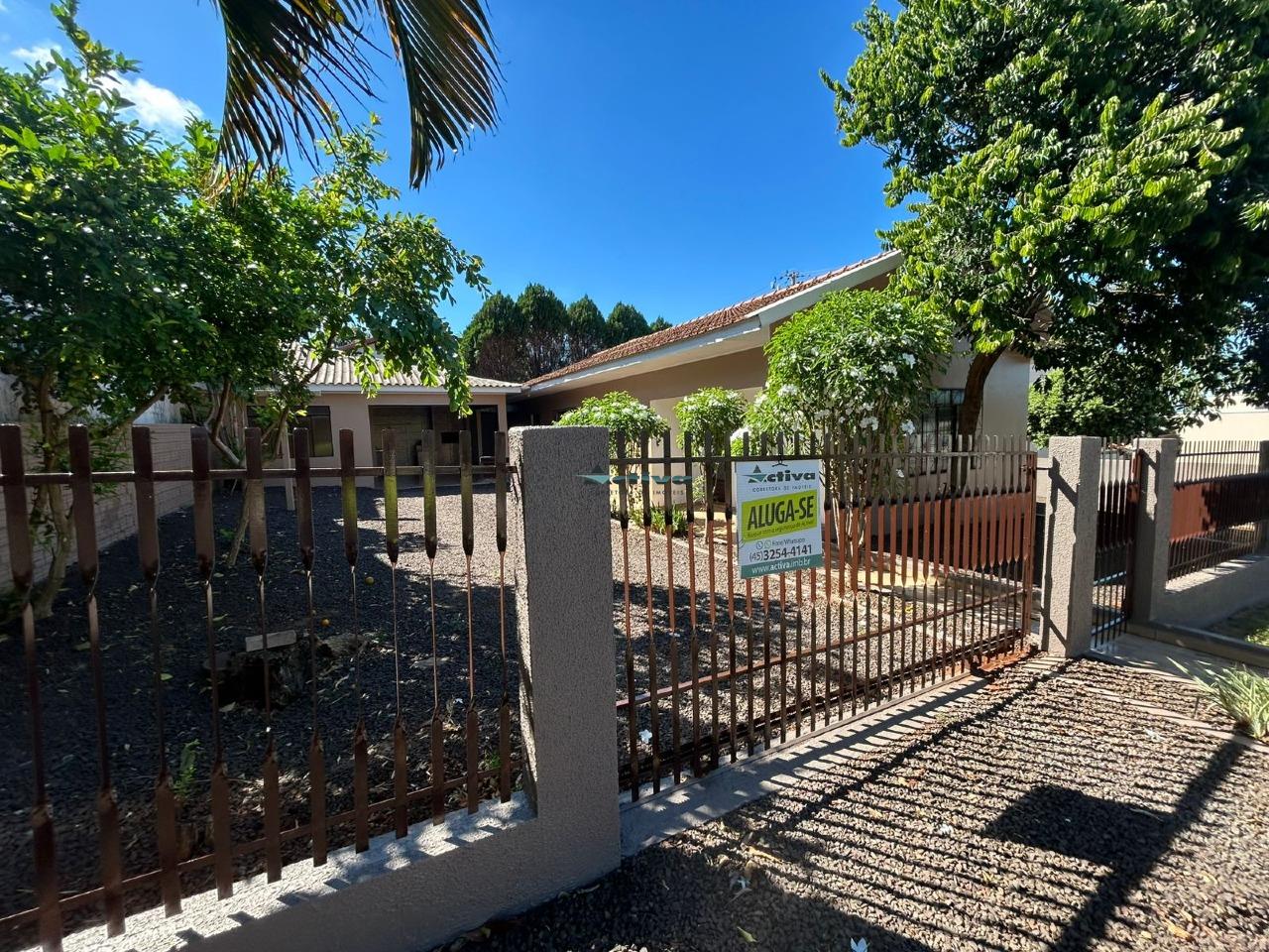 Casa para aluguel no Centro: 