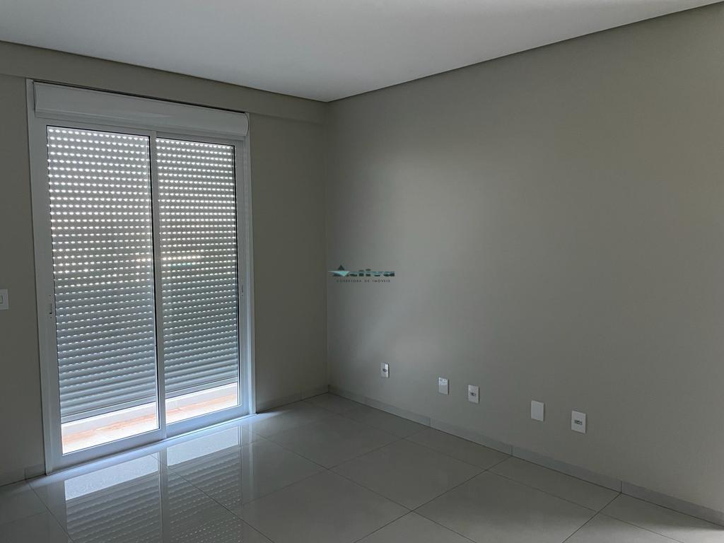 Apartamento à venda no Quatro Pontes: 
