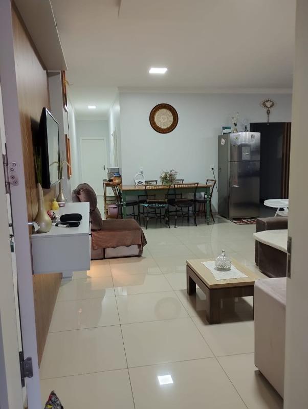 Casa à venda no Guavirá: 