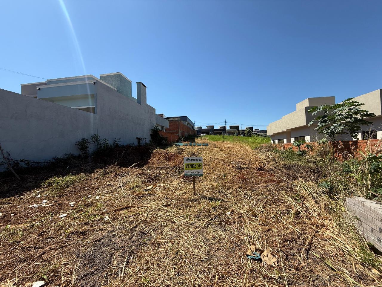 Lote à venda no Andorinha: 