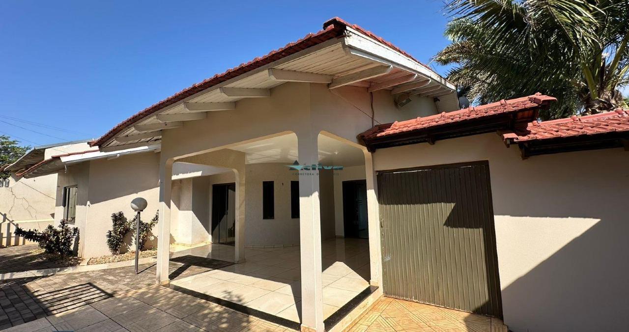 Casa à venda no Centro: 