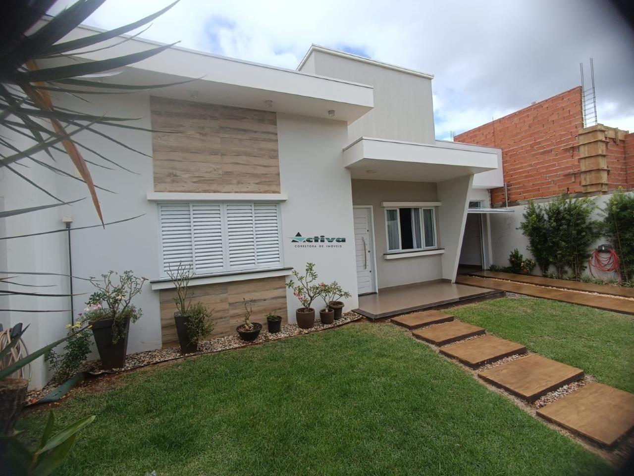 Casa à venda no Centro: 