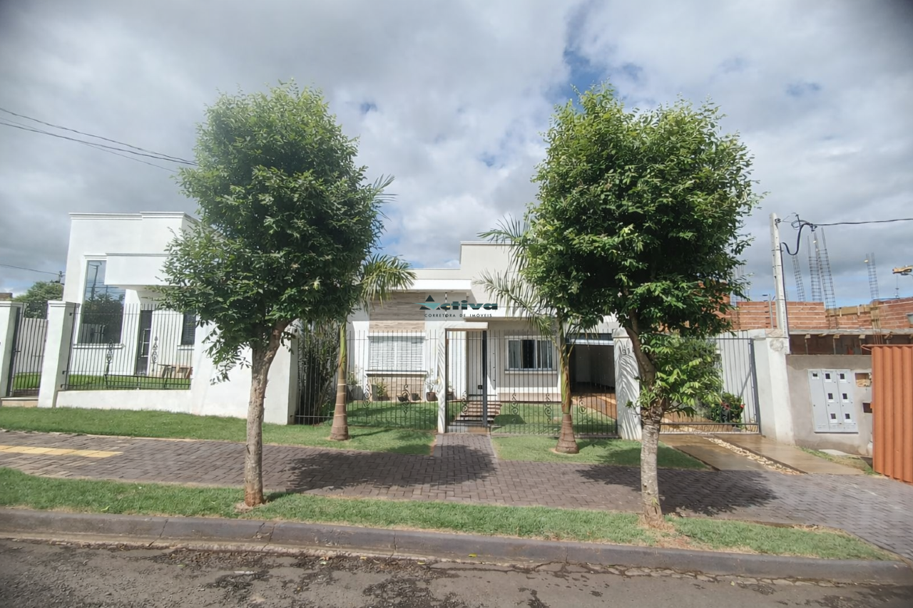 Casa à venda no Centro: 