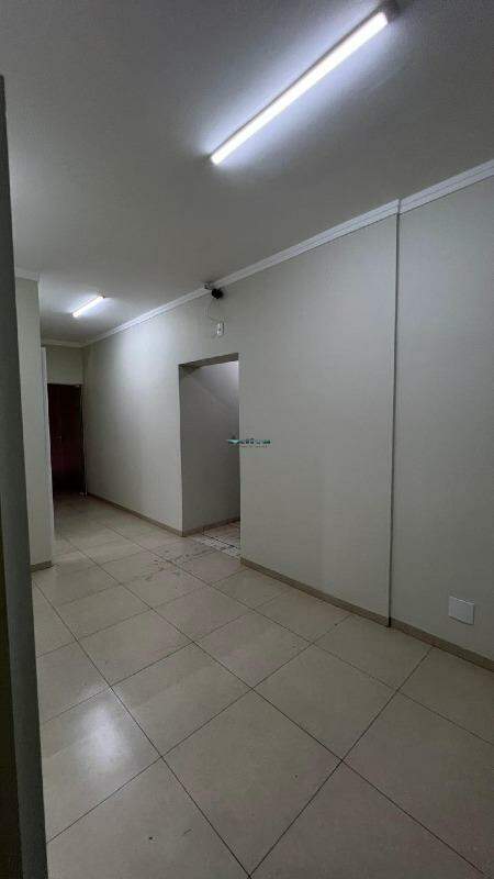 Sala para aluguel no Centro: 