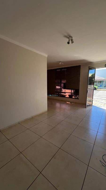 Sala para aluguel no Centro: 