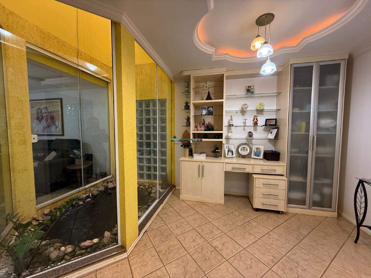Casa à venda no Centro: 