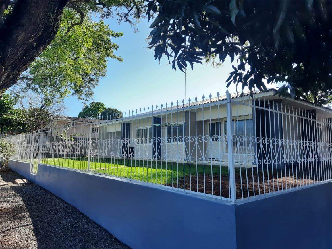 Casa à venda no Centro: 