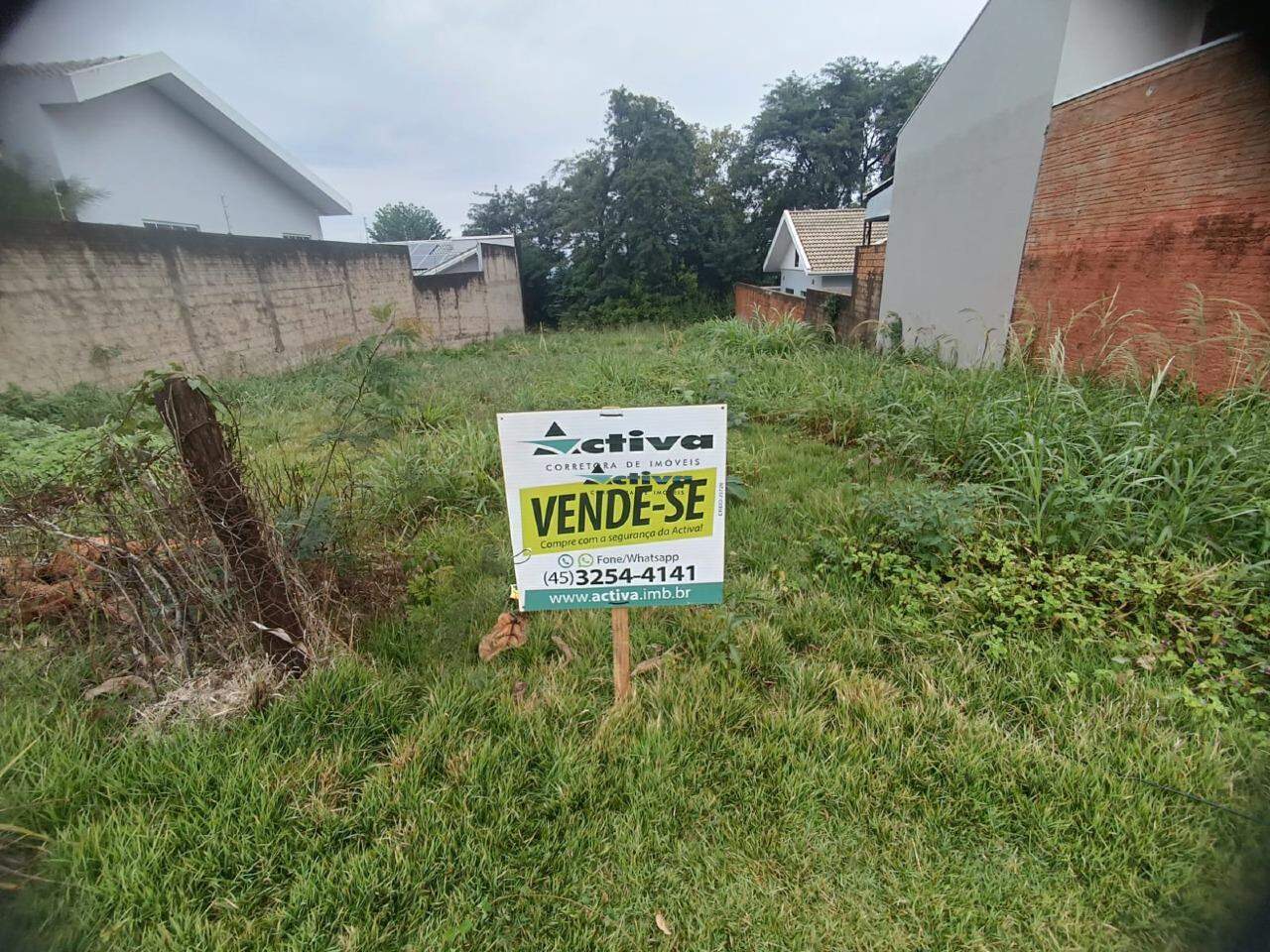Lote à venda no Ana Paula: 