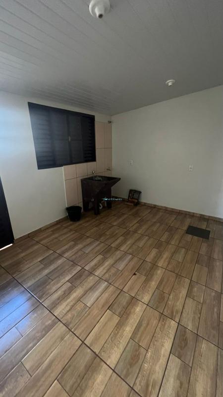 Casa para aluguel no Lago: 