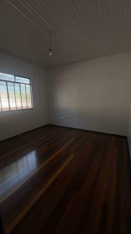 Casa para aluguel no Centro: 