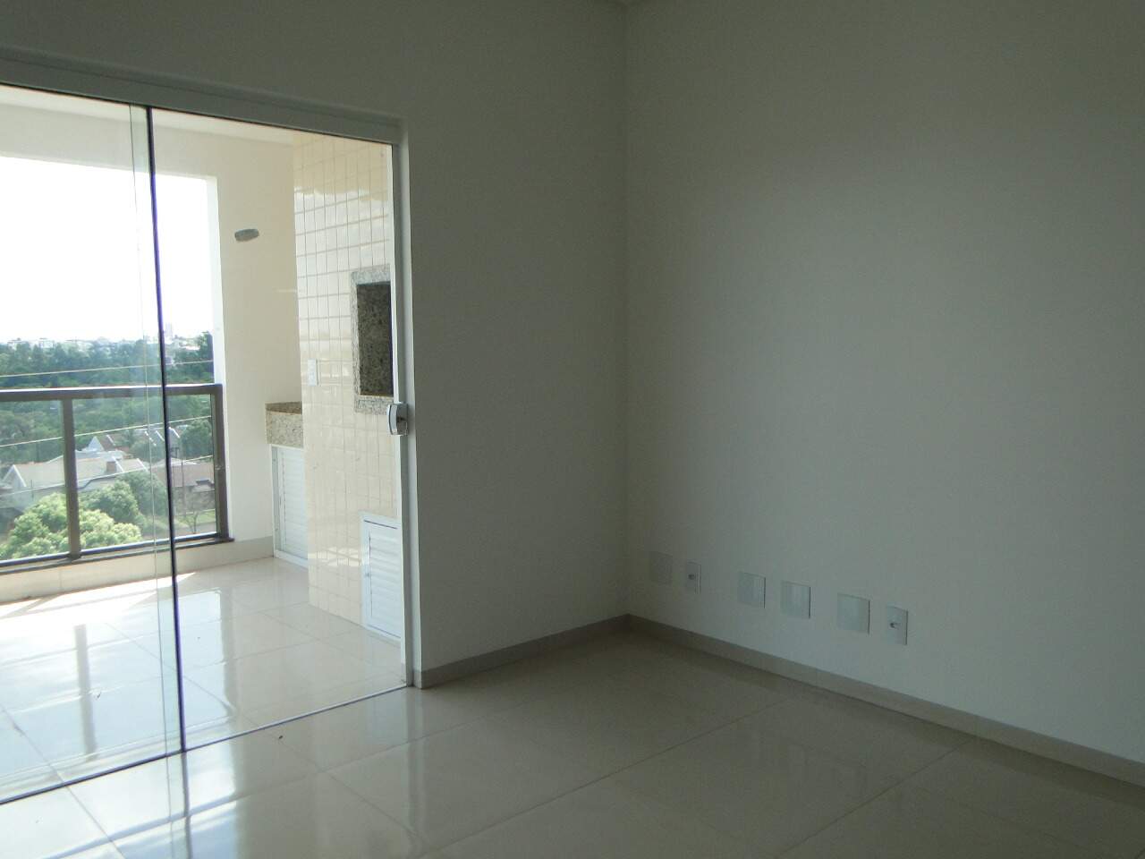 Apartamento para aluguel no Parque Ecológico: 