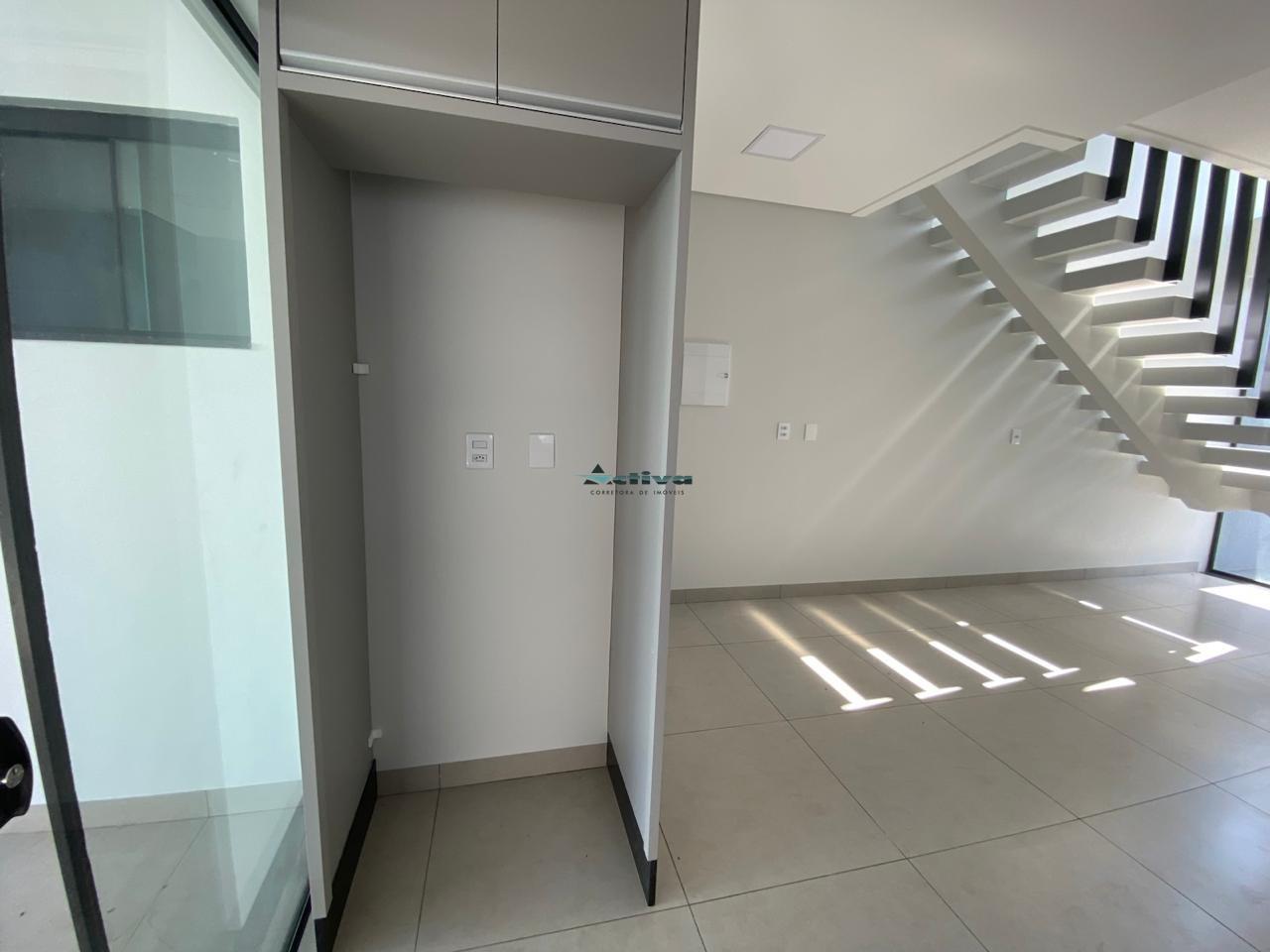 Sobrado à venda no Andorinha: 