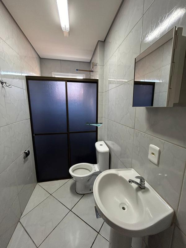 Apartamento para aluguel no Lago: 