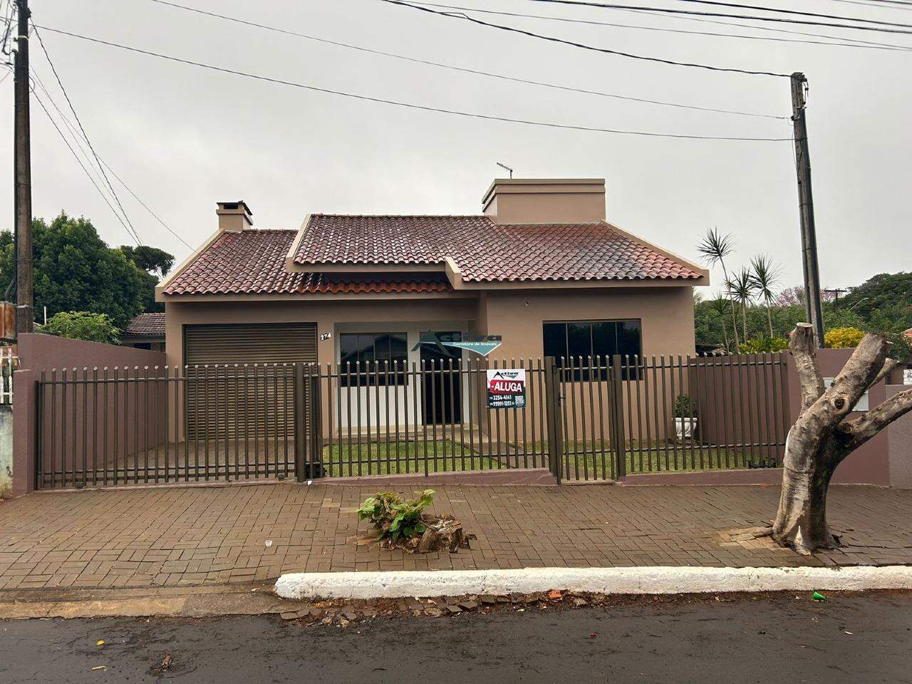 Casa para aluguel no Centro: 