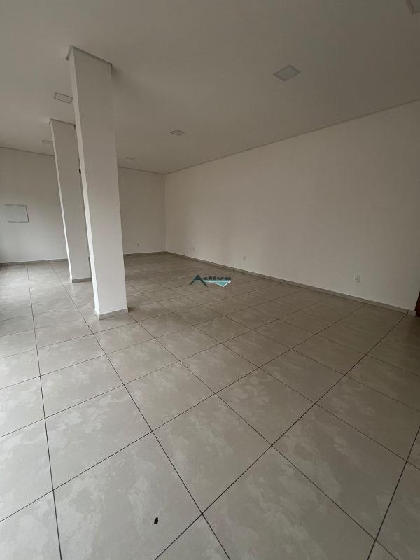 Sala para aluguel no Centro: 