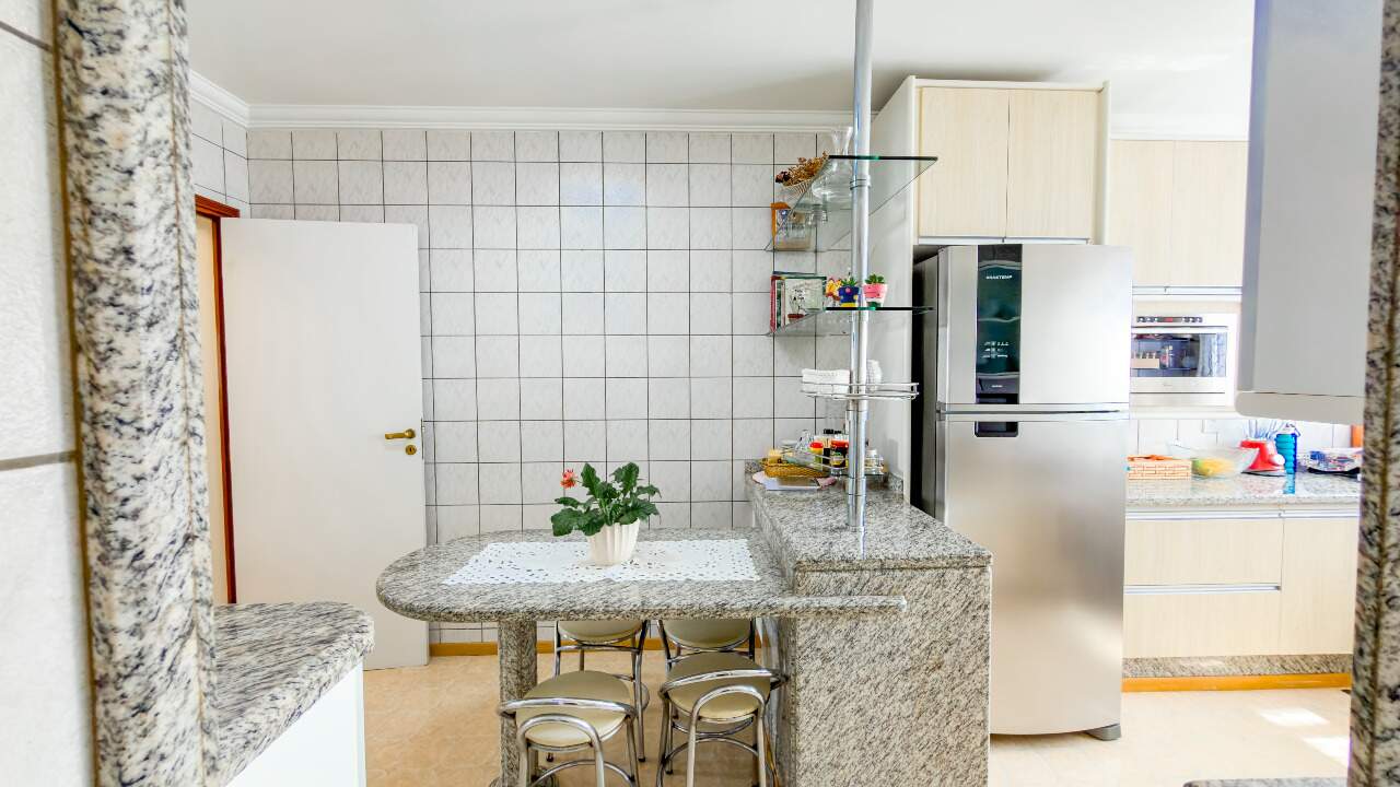 Apartamento com 3 Quartos no Centro de Itajaí