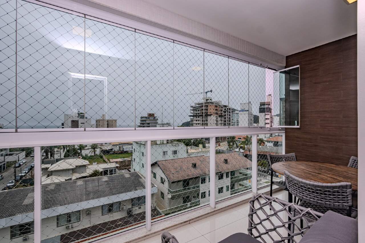 Apartamento 3 Suítes Mobiliado no Solares da Brava